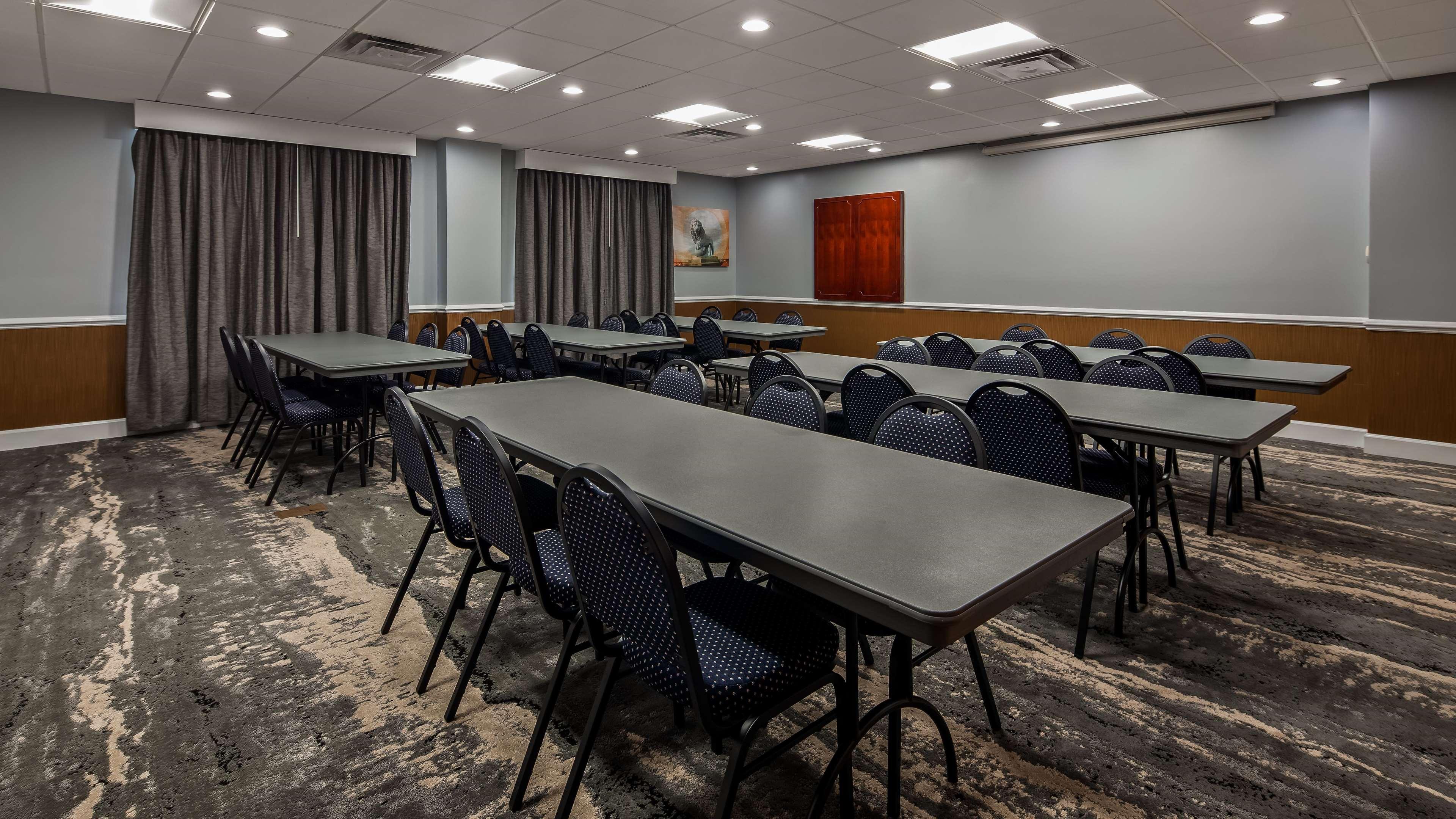 Best Western Plus New Caney Inn & Suites Exterior foto